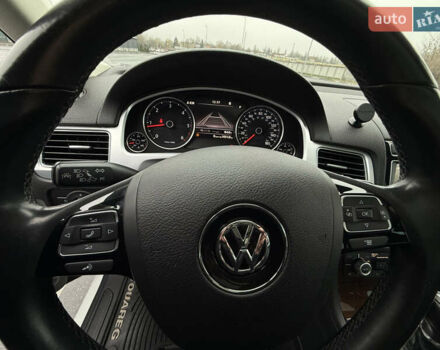 Белый Фольксваген Туарег, объемом двигателя 2.97 л и пробегом 216 тыс. км за 24500 $, фото 14 на Automoto.ua