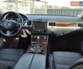 Білий Фольксваген Туарег, об'ємом двигуна 3 л та пробігом 157 тис. км за 27500 $, фото 8 на Automoto.ua