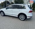 Белый Фольксваген Туарег, объемом двигателя 3 л и пробегом 250 тыс. км за 26200 $, фото 7 на Automoto.ua