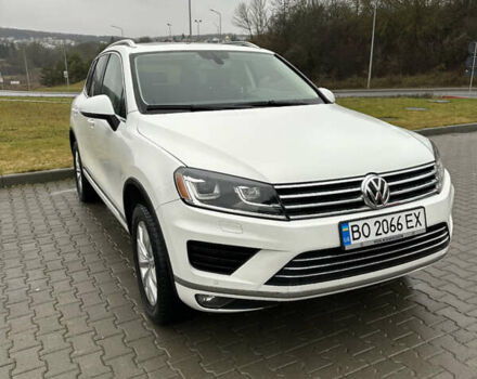 Белый Фольксваген Туарег, объемом двигателя 2.97 л и пробегом 215 тыс. км за 19700 $, фото 8 на Automoto.ua