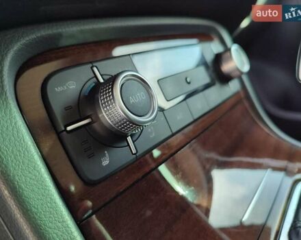 Білий Фольксваген Туарег, об'ємом двигуна 3 л та пробігом 157 тис. км за 27500 $, фото 12 на Automoto.ua
