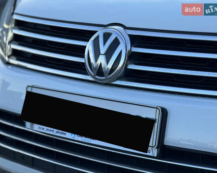 Белый Фольксваген Туарег, объемом двигателя 3.6 л и пробегом 242 тыс. км за 18500 $, фото 44 на Automoto.ua