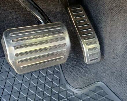 Белый Фольксваген Туарег, объемом двигателя 3 л и пробегом 225 тыс. км за 27700 $, фото 18 на Automoto.ua