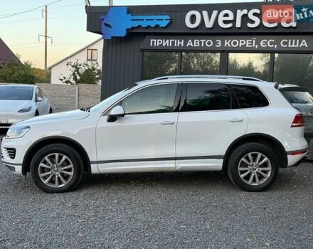 Белый Фольксваген Туарег, объемом двигателя 2.97 л и пробегом 205 тыс. км за 23900 $, фото 3 на Automoto.ua