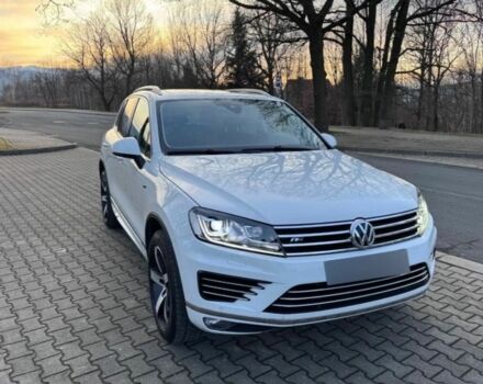 Білий Фольксваген Туарег, об'ємом двигуна 3 л та пробігом 182 тис. км за 15000 $, фото 6 на Automoto.ua