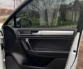 Білий Фольксваген Туарег, об'ємом двигуна 2.97 л та пробігом 334 тис. км за 26000 $, фото 13 на Automoto.ua
