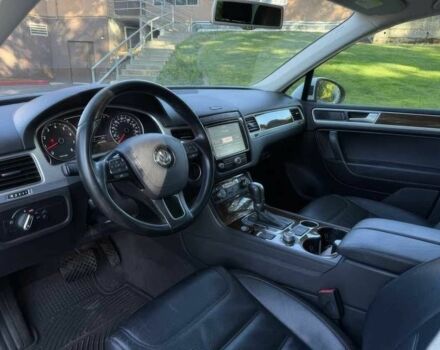 Белый Фольксваген Туарег, объемом двигателя 3.6 л и пробегом 70 тыс. км за 3800 $, фото 9 на Automoto.ua