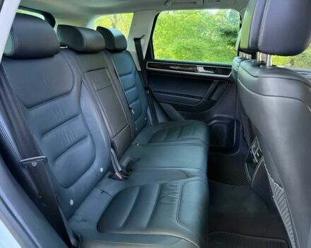 Белый Фольксваген Туарег, объемом двигателя 3.6 л и пробегом 77 тыс. км за 13700 $, фото 12 на Automoto.ua