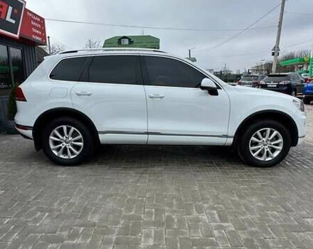 Білий Фольксваген Туарег, об'ємом двигуна 2.97 л та пробігом 320 тис. км за 23200 $, фото 5 на Automoto.ua