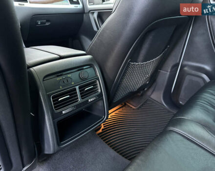 Белый Фольксваген Туарег, объемом двигателя 3.6 л и пробегом 242 тыс. км за 18500 $, фото 18 на Automoto.ua