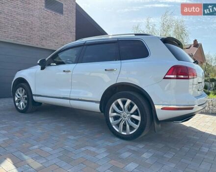 Белый Фольксваген Туарег, объемом двигателя 2.97 л и пробегом 308 тыс. км за 24900 $, фото 1 на Automoto.ua