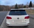 Білий Фольксваген Туарег, об'ємом двигуна 3 л та пробігом 182 тис. км за 15000 $, фото 3 на Automoto.ua