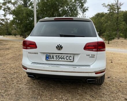 Белый Фольксваген Туарег, объемом двигателя 3 л и пробегом 204 тыс. км за 26000 $, фото 11 на Automoto.ua