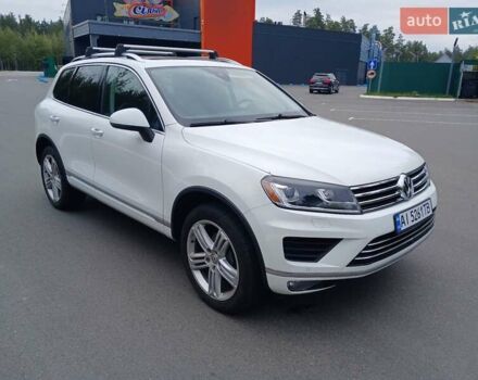 Белый Фольксваген Туарег, объемом двигателя 3 л и пробегом 170 тыс. км за 24900 $, фото 13 на Automoto.ua