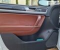 Білий Фольксваген Туарег, об'ємом двигуна 3 л та пробігом 102 тис. км за 34800 $, фото 32 на Automoto.ua