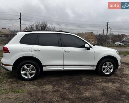 Білий Фольксваген Туарег, об'ємом двигуна 2.97 л та пробігом 334 тис. км за 26000 $, фото 12 на Automoto.ua