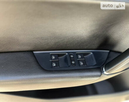 Білий Фольксваген Туарег, об'ємом двигуна 2.97 л та пробігом 300 тис. км за 21900 $, фото 32 на Automoto.ua