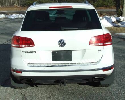 Белый Фольксваген Туарег, объемом двигателя 3.6 л и пробегом 80 тыс. км за 7900 $, фото 4 на Automoto.ua