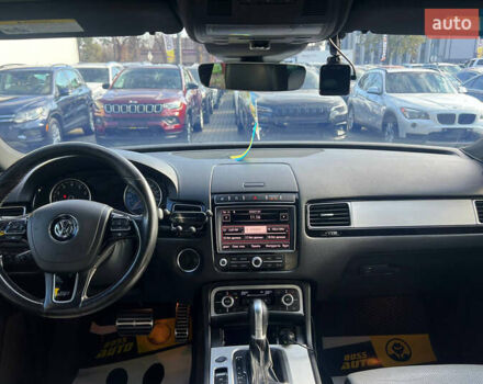 Белый Фольксваген Туарег, объемом двигателя 3.6 л и пробегом 157 тыс. км за 20500 $, фото 14 на Automoto.ua