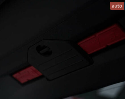 Белый Фольксваген Туарег, объемом двигателя 2.97 л и пробегом 120 тыс. км за 32000 $, фото 41 на Automoto.ua