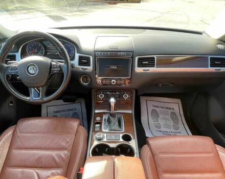 Белый Фольксваген Туарег, объемом двигателя 0 л и пробегом 31 тыс. км за 16000 $, фото 10 на Automoto.ua