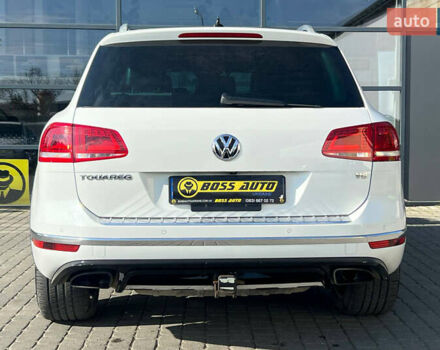 Белый Фольксваген Туарег, объемом двигателя 3.6 л и пробегом 157 тыс. км за 20500 $, фото 5 на Automoto.ua
