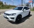 Белый Фольксваген Туарег, объемом двигателя 2.97 л и пробегом 269 тыс. км за 26900 $, фото 1 на Automoto.ua