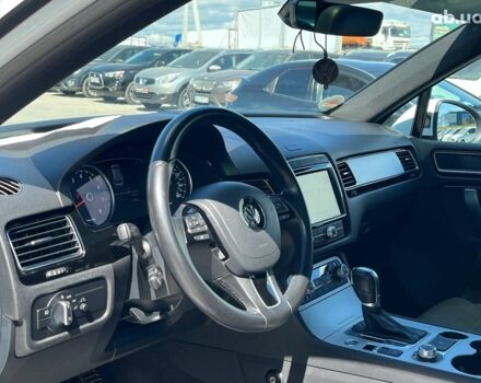 Белый Фольксваген Туарег, объемом двигателя 3.6 л и пробегом 98 тыс. км за 20980 $, фото 29 на Automoto.ua