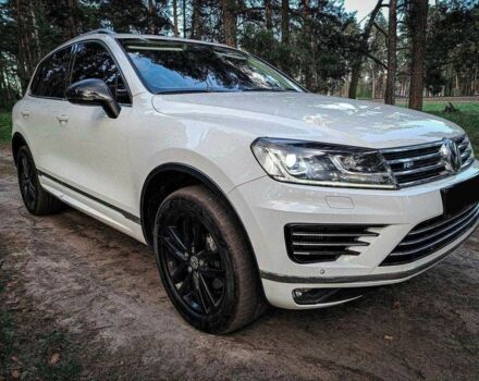 Белый Фольксваген Туарег, объемом двигателя 0 л и пробегом 150 тыс. км за 14300 $, фото 2 на Automoto.ua