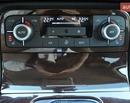 Белый Фольксваген Туарег, объемом двигателя 2.97 л и пробегом 263 тыс. км за 23000 $, фото 41 на Automoto.ua