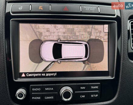 Белый Фольксваген Туарег, объемом двигателя 2.97 л и пробегом 418 тыс. км за 22900 $, фото 41 на Automoto.ua