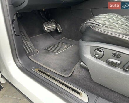 Фольксваген Туарег 2016 в Луцке на Automoto.ua Белый Фольксваген Туарег, объемом двигателя 2.97 л и пробегом 146 тыс. км за 33800 $, фото 27 на Automoto.ua