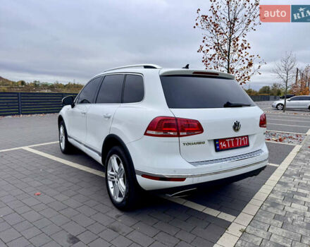 Фольксваген Туарег 2016 в Мукачеве на Automoto.ua Белый Фольксваген Туарег, объемом двигателя 3 л и пробегом 238 тыс. км за 22500 $, фото 8 на Automoto.ua