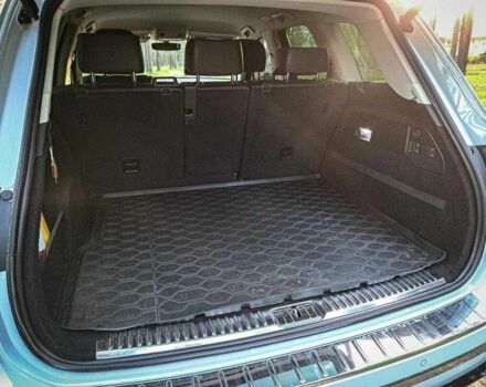 Белый Фольксваген Туарег, объемом двигателя 0 л и пробегом 150 тыс. км за 14300 $, фото 8 на Automoto.ua