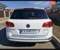 Фольксваген Туарег 2016 в Киеве на Automoto.ua Белый Фольксваген Туарег, объемом двигателя 3 л и пробегом 180 тыс. км за 22500 $, фото 10 на Automoto.ua