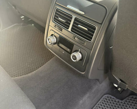 Білий Фольксваген Туарег, об'ємом двигуна 2.97 л та пробігом 265 тис. км за 25500 $, фото 14 на Automoto.ua