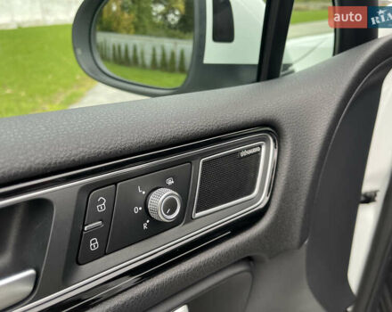 Фольксваген Туарег 2016 в Луцке на Automoto.ua Белый Фольксваген Туарег, объемом двигателя 2.97 л и пробегом 146 тыс. км за 33800 $, фото 29 на Automoto.ua