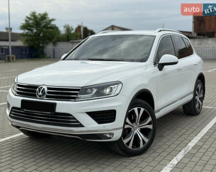 Білий Фольксваген Туарег, об'ємом двигуна 3 л та пробігом 135 тис. км за 32900 $, фото 8 на Automoto.ua