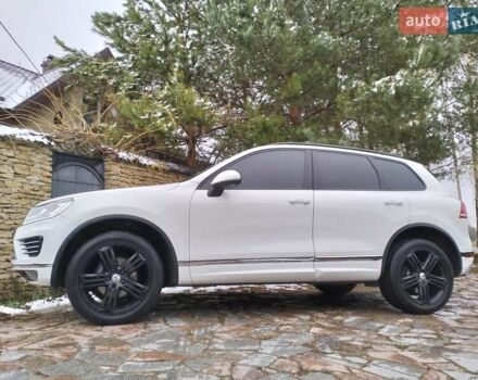 Белый Фольксваген Туарег, объемом двигателя 3 л и пробегом 183 тыс. км за 28700 $, фото 6 на Automoto.ua