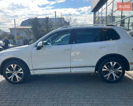 Белый Фольксваген Туарег, объемом двигателя 3.6 л и пробегом 157 тыс. км за 20500 $, фото 3 на Automoto.ua