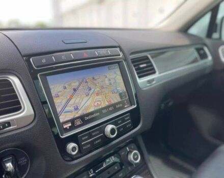Белый Фольксваген Туарег, объемом двигателя 3.6 л и пробегом 112 тыс. км за 17000 $, фото 17 на Automoto.ua