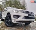 Белый Фольксваген Туарег, объемом двигателя 3 л и пробегом 183 тыс. км за 28700 $, фото 2 на Automoto.ua
