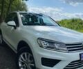 Білий Фольксваген Туарег, об'ємом двигуна 3 л та пробігом 222 тис. км за 24999 $, фото 16 на Automoto.ua