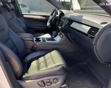 Белый Фольксваген Туарег, объемом двигателя 3.6 л и пробегом 98 тыс. км за 20980 $, фото 9 на Automoto.ua