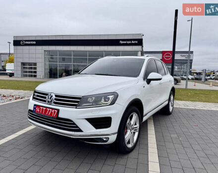Фольксваген Туарег 2016 в Мукачеве на Automoto.ua Белый Фольксваген Туарег, объемом двигателя 3 л и пробегом 238 тыс. км за 22500 $, фото 1 на Automoto.ua