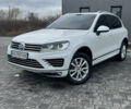 Білий Фольксваген Туарег, об'ємом двигуна 3 л та пробігом 131 тис. км за 34800 $, фото 7 на Automoto.ua
