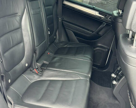 Белый Фольксваген Туарег, объемом двигателя 2.97 л и пробегом 418 тыс. км за 22900 $, фото 30 на Automoto.ua