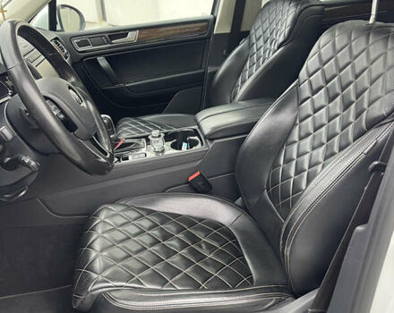 Фольксваген Туарег 2016 в Луцке на Automoto.ua Белый Фольксваген Туарег, объемом двигателя 2.97 л и пробегом 146 тыс. км за 33800 $, фото 25 на Automoto.ua