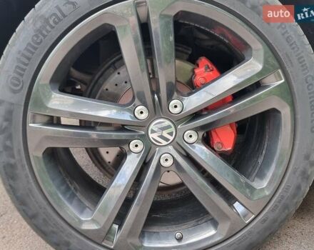 Белый Фольксваген Туарег, объемом двигателя 2.97 л и пробегом 237 тыс. км за 31000 $, фото 7 на Automoto.ua