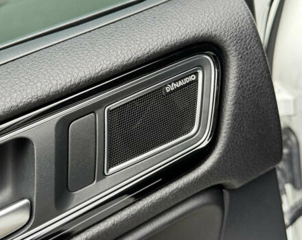 Белый Фольксваген Туарег, объемом двигателя 2.97 л и пробегом 418 тыс. км за 22900 $, фото 29 на Automoto.ua